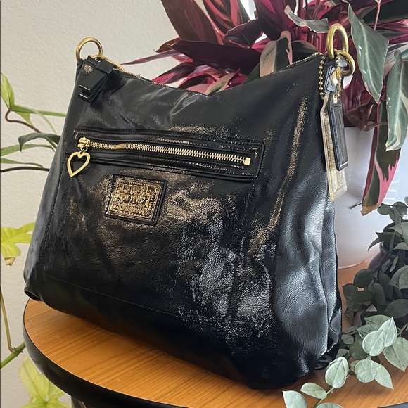 COACH Poppy Daisy Liquid Glass Hobo Patent Shoulder Bag EUC No. G1269-F20108 - Picture 1 of 15